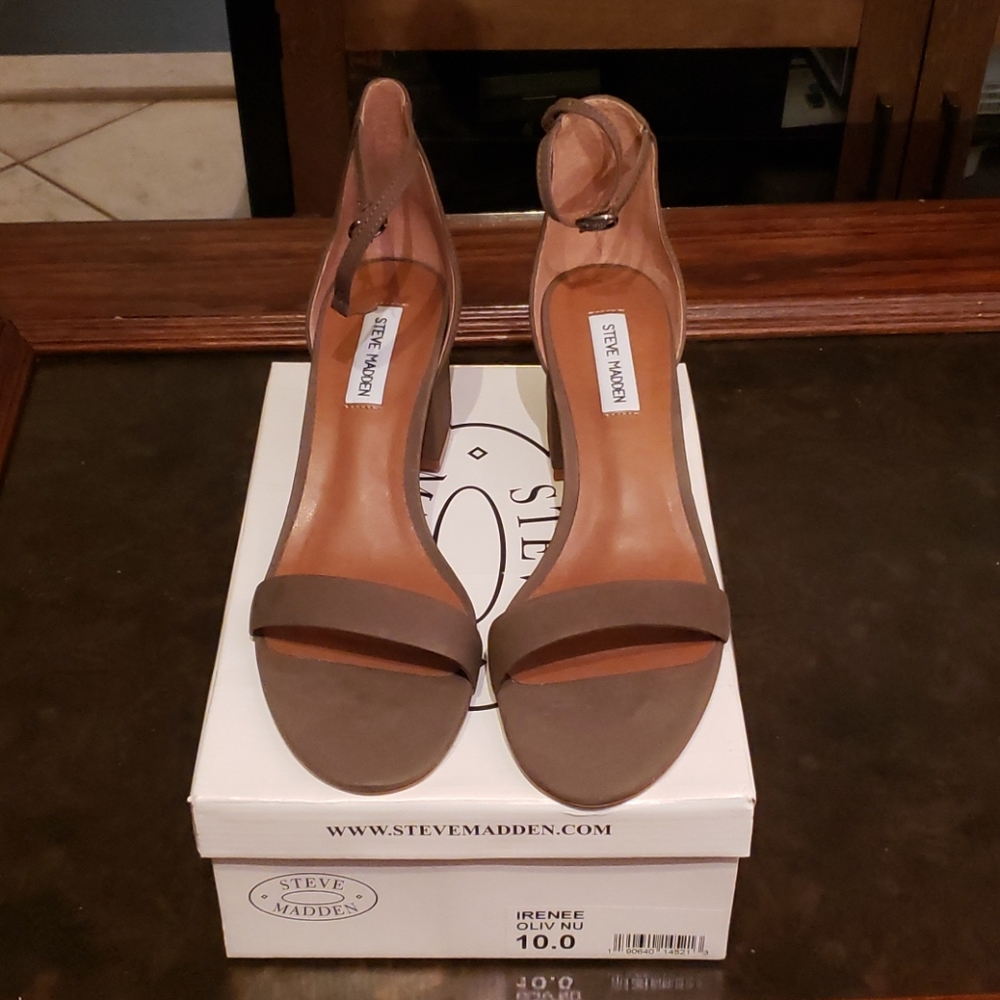 Brand new olive sandals